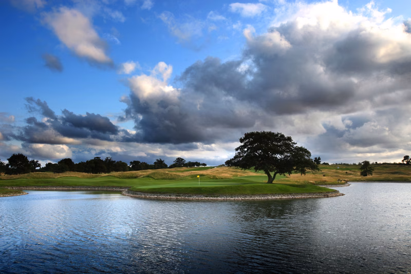 The Oxfordshire Golf Course