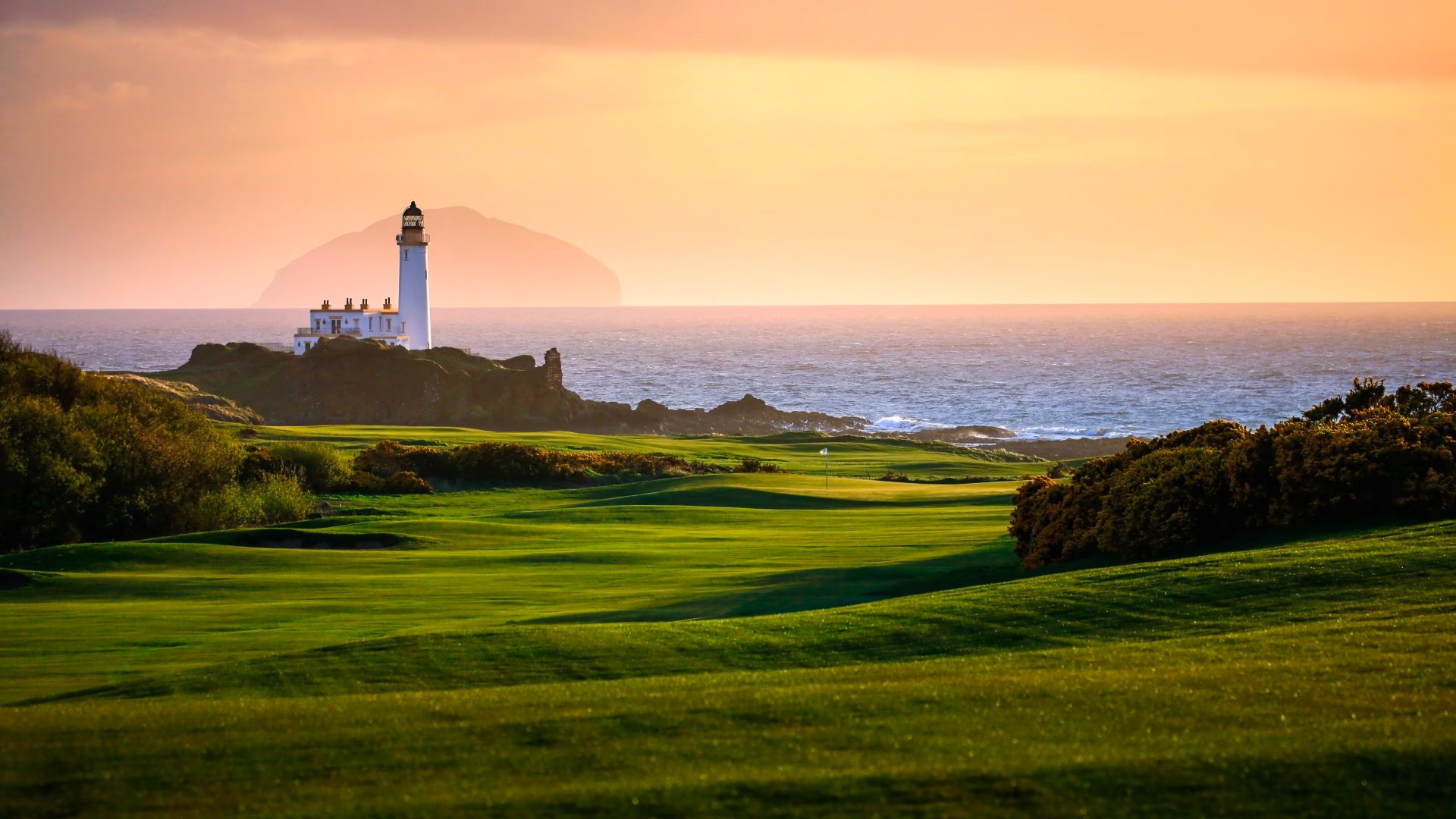 Trump Turnberry Resort (King Robert the Bruce Course)