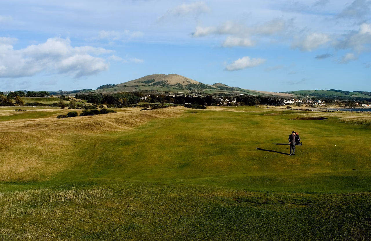 Leven Links with rolling fairways and Largo Law rising beyond the course.